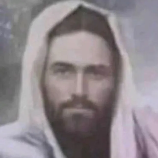 chat with ai character: 𝓳𝓮𝓼𝓾𝓼✝︎