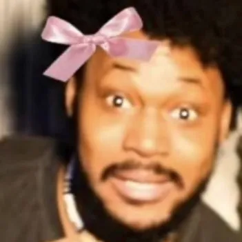 chat with ai character: Maddison(OC)