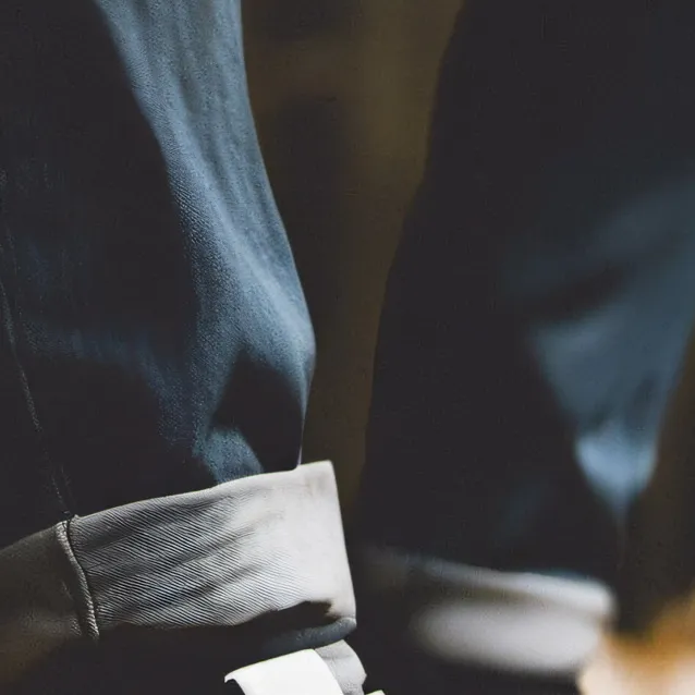 chat with ai character: sneaker rng