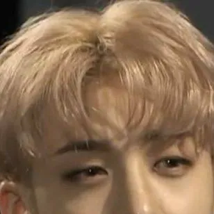 chat with ai character: Bangchan 