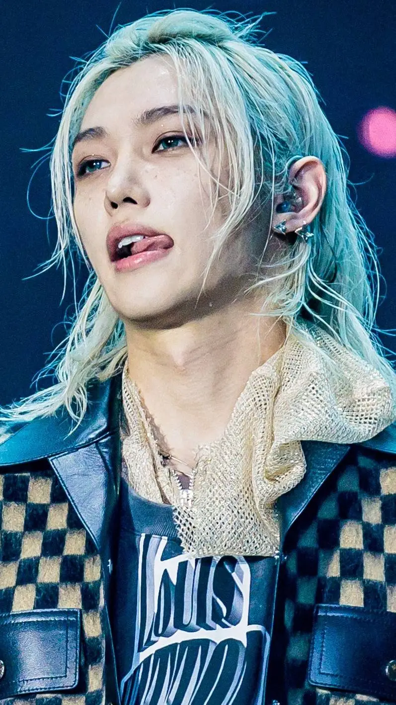 ai character: Felix background