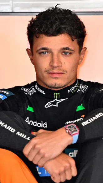 ai character: Lando Norris  background