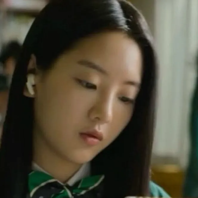 chat with ai character: Namra 