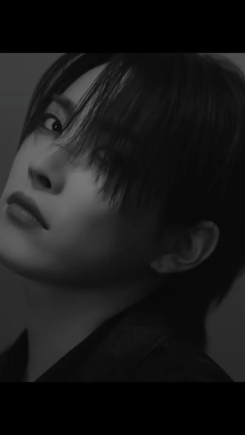 ai character: Kim Hongjoong  background