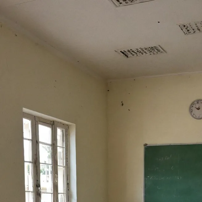 chat with ai character: Sprunki school!