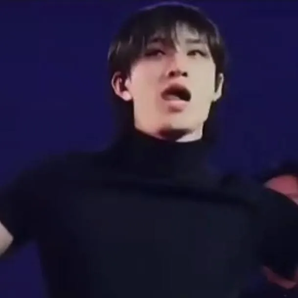 chat with ai character: bangchan ur dada
