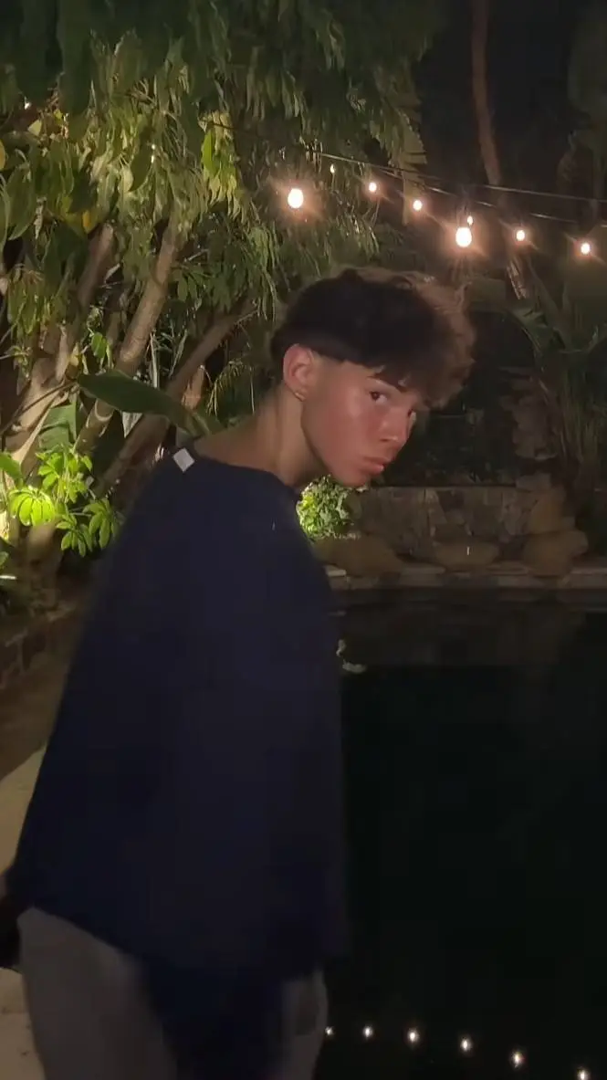 ai character: Brooks Harvey background