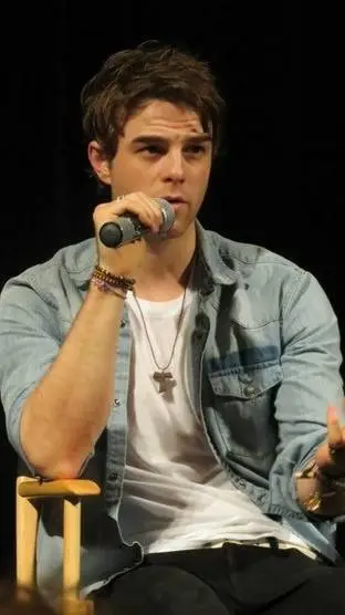 ai character: Nathaniel Buzolic  background