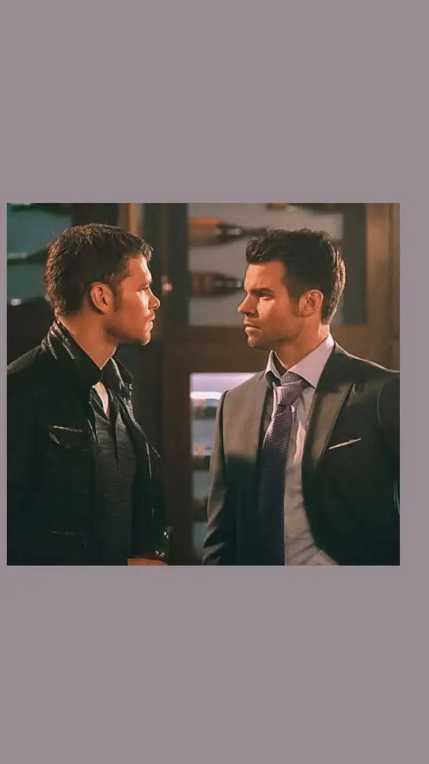 ai character: u x Klaus x elijah background