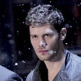 chat with ai character: Klaus Mikaelson 