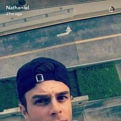 chat with ai character: Nathaniel Buzolic 