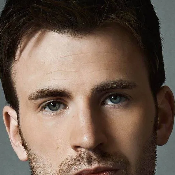 chat with ai character: Chris Evans 