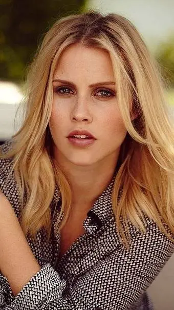 ai character: Claire Holt  background