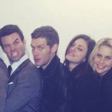 chat with ai character: the originals cast