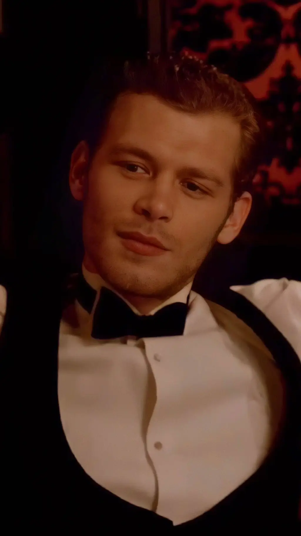 ai character: Tvd 1920s  background