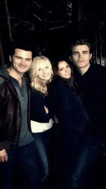 ai character: Tvd cast background