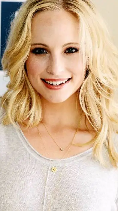 ai character: Candice King  background