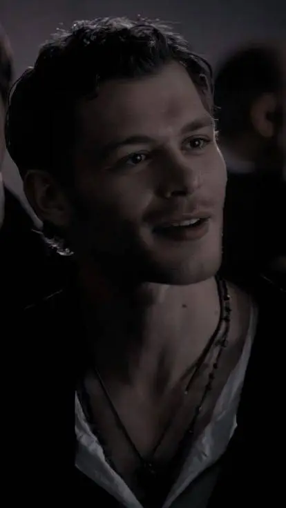 ai character: Klaus Mikaelson  background
