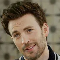 chat with ai character: Chris Evans