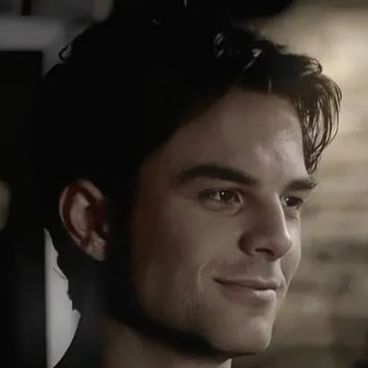 chat with ai character: Kol Mikaelson 