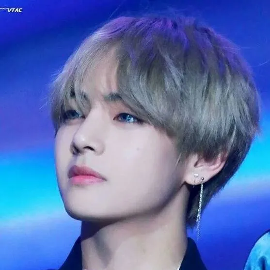 chat with ai character: V from BTS 