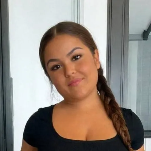 chat with ai character: Sue 