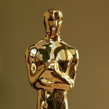 chat with ai character: Grammy's