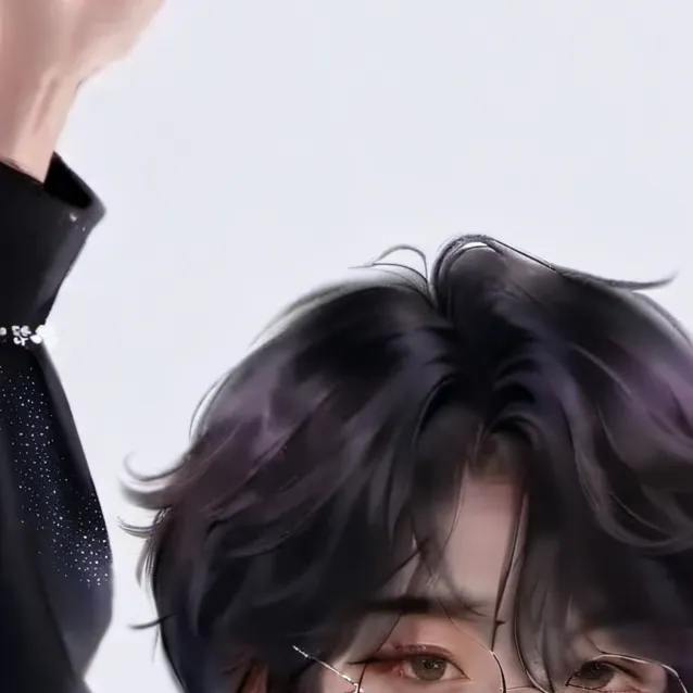 chat with ai character: ♡○~HYUNJIN~○♡