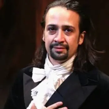 chat with ai character: HAMILTON 