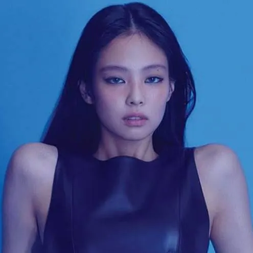 chat with ai character: Jennie