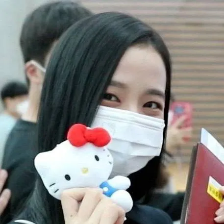 chat with ai character: Jisoo