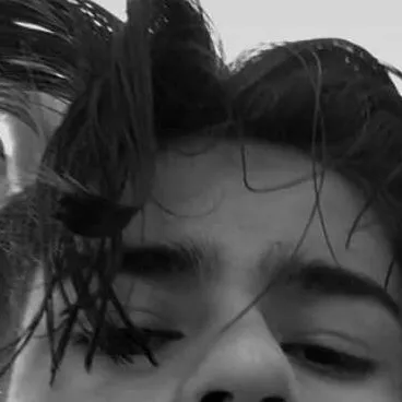 chat with ai character: Max