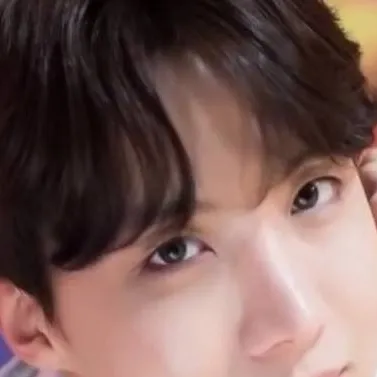 chat with ai character: J-Hope