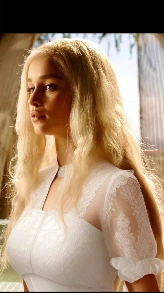 ai character: Daenerys Targaryen background