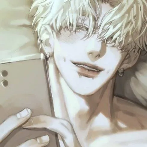 chat with ai character: 🐚𝘬𝘪𝘣𝘰