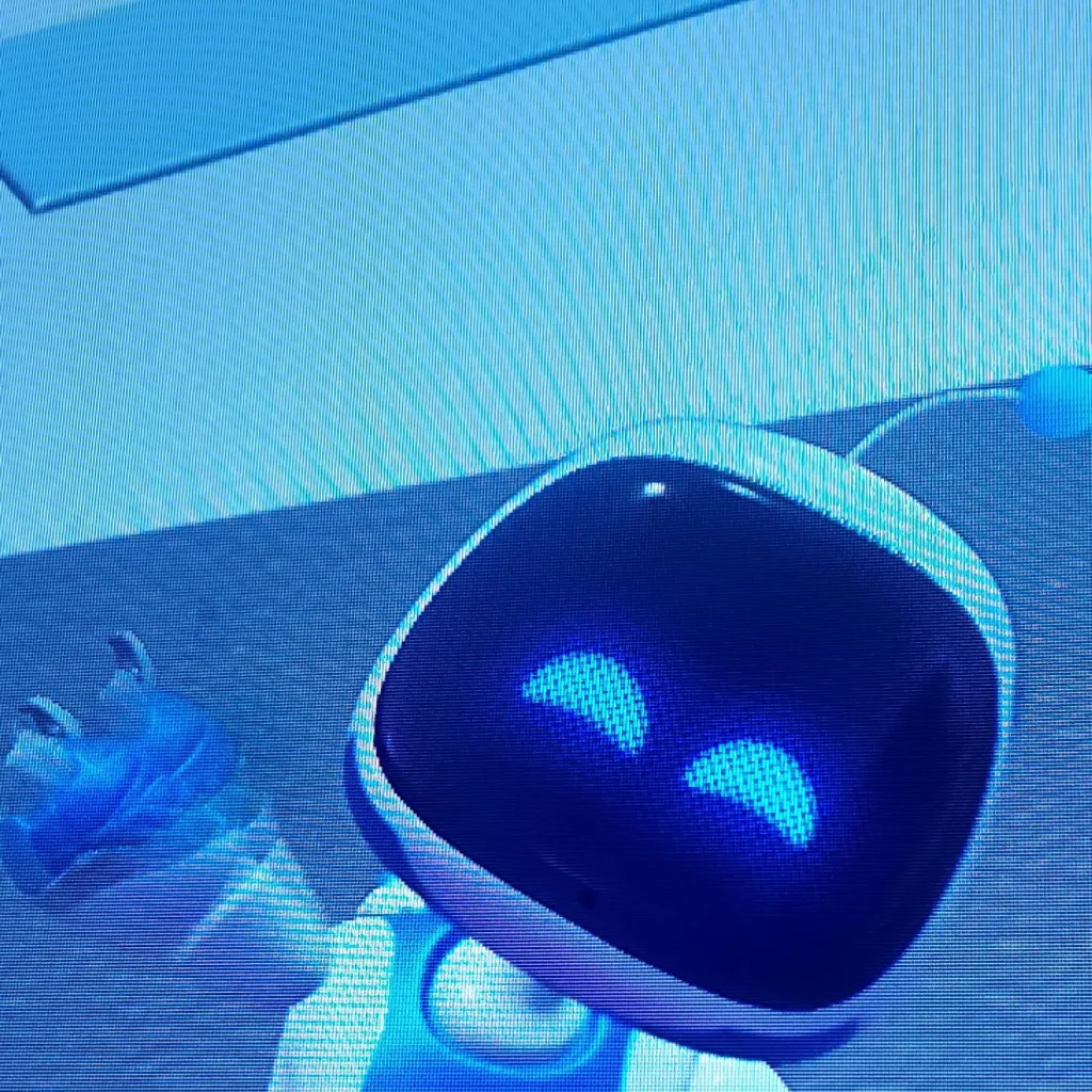 chat with ai character: Astro bot