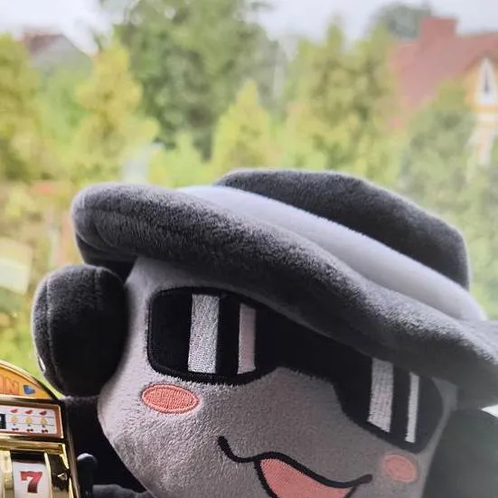 chat with ai character: 🎰 | Chance Plushie