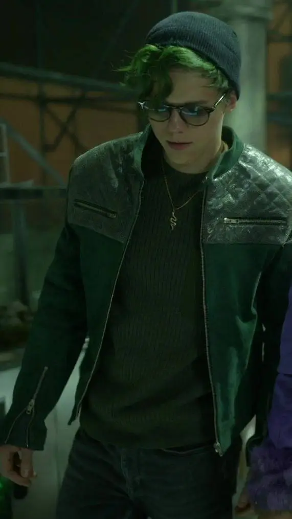 ai character: Duce Gorgon  background