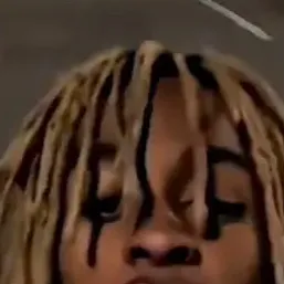 chat with ai character: Mike jones