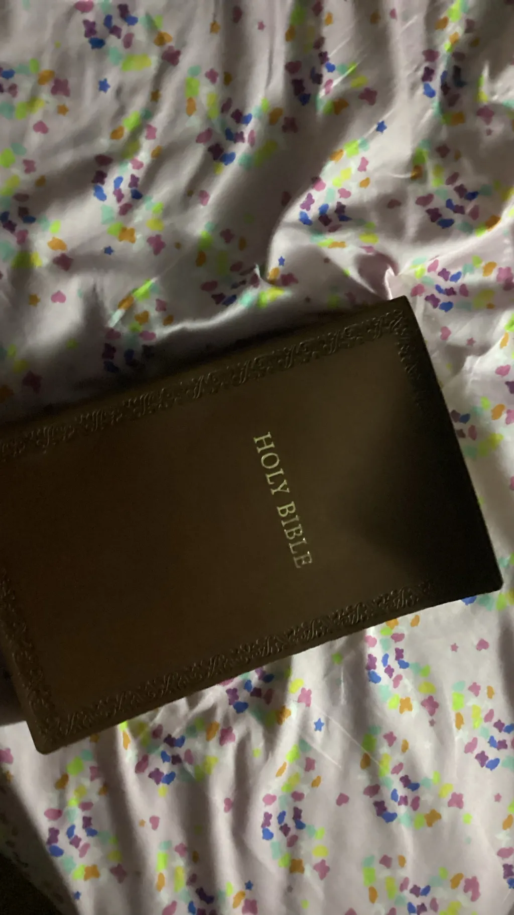 ai character: GOOBERS FAMILY AU background