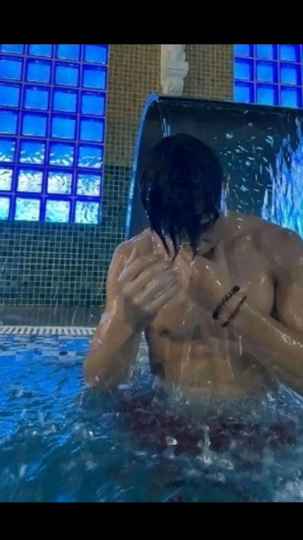 ai character: Julian  background