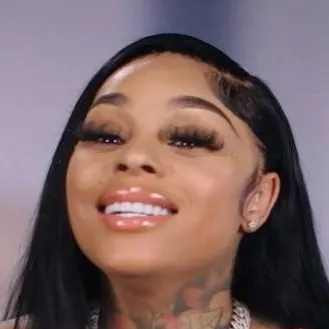 chat with ai character: Razor from Baddies