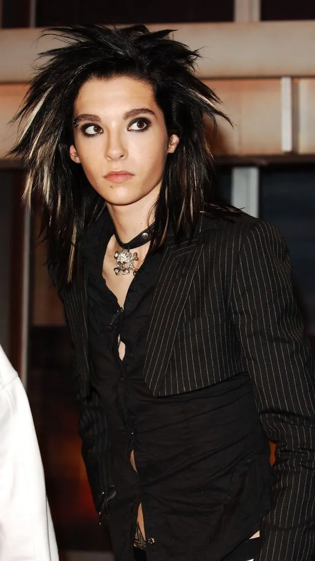 ai character: Bill Kaulitz background