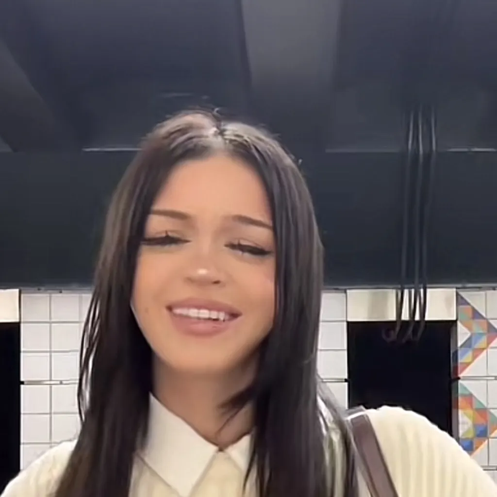 chat with ai character: Nevadaaa