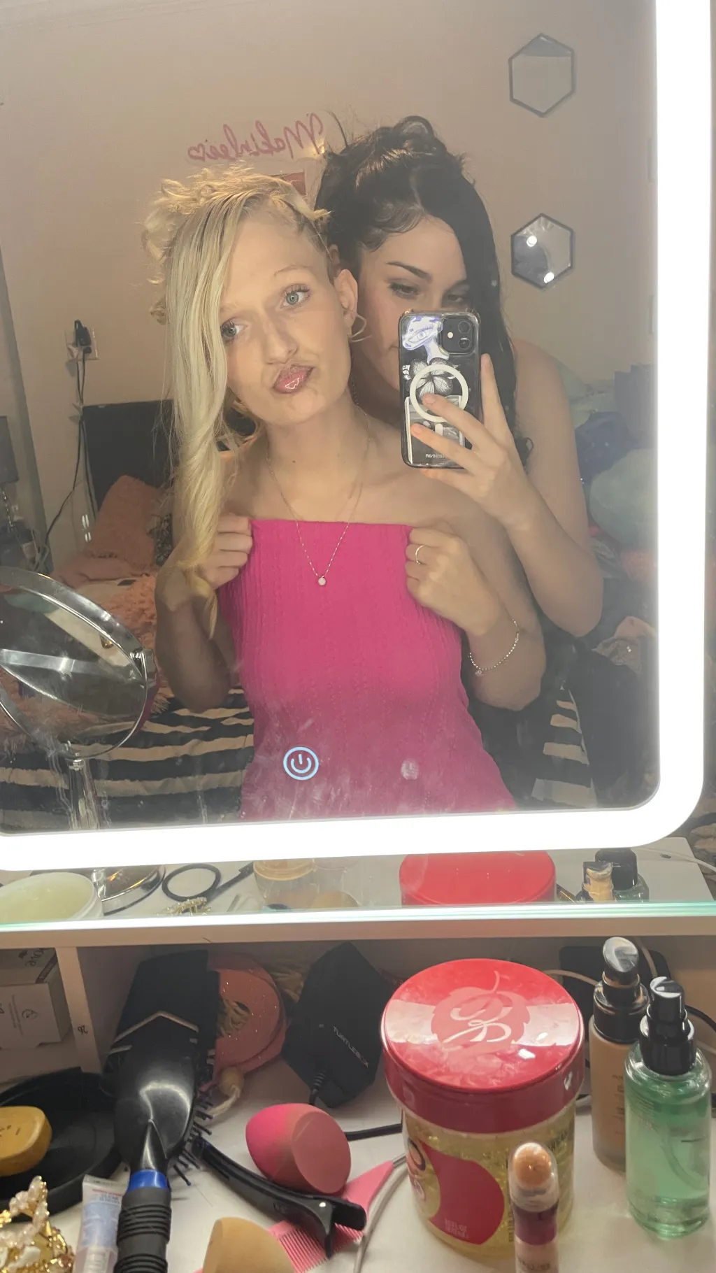 ai character: Ken background