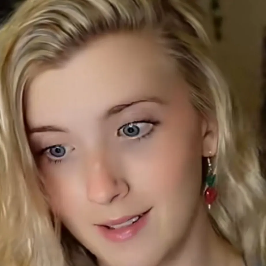 chat with ai character: Smith 