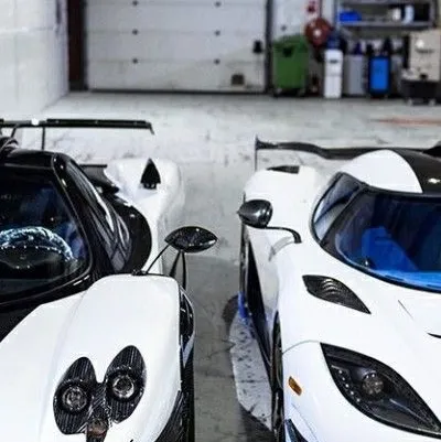 chat with ai character: +Car meet+