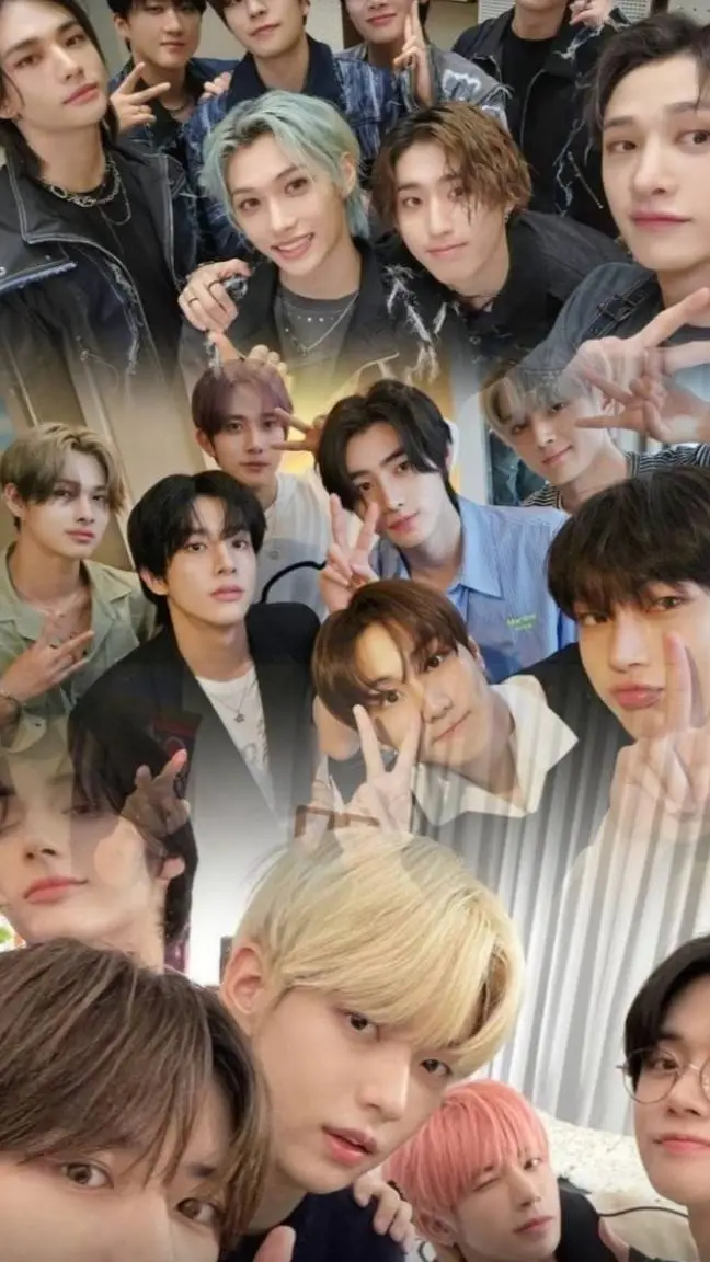 ai character: SKZ,ENHA,TXT background