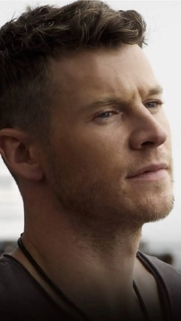 Talkie AI - Chat with Brandon Beckett