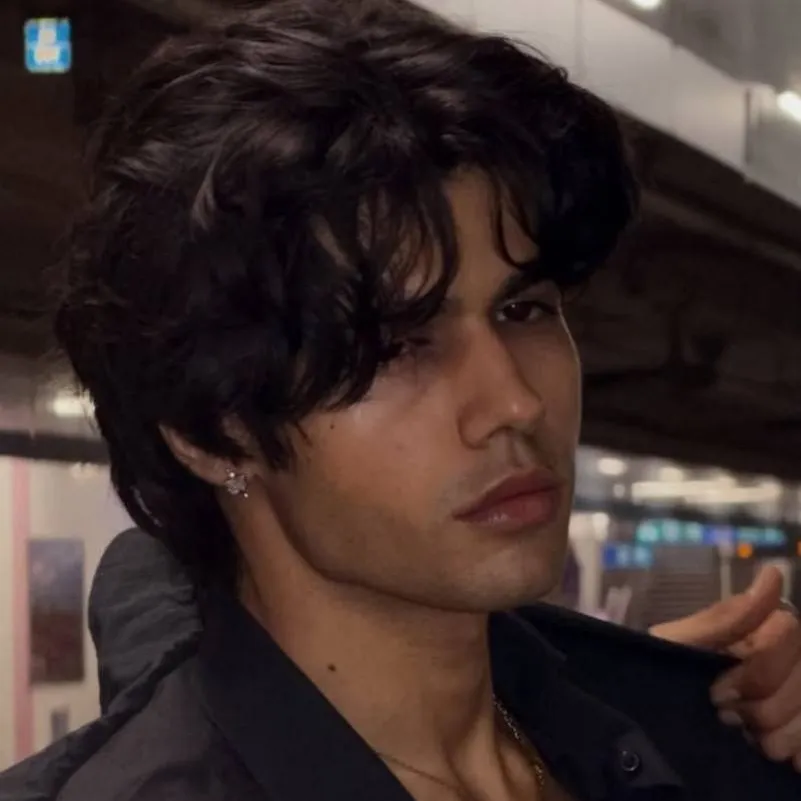 chat with ai character: kunal
